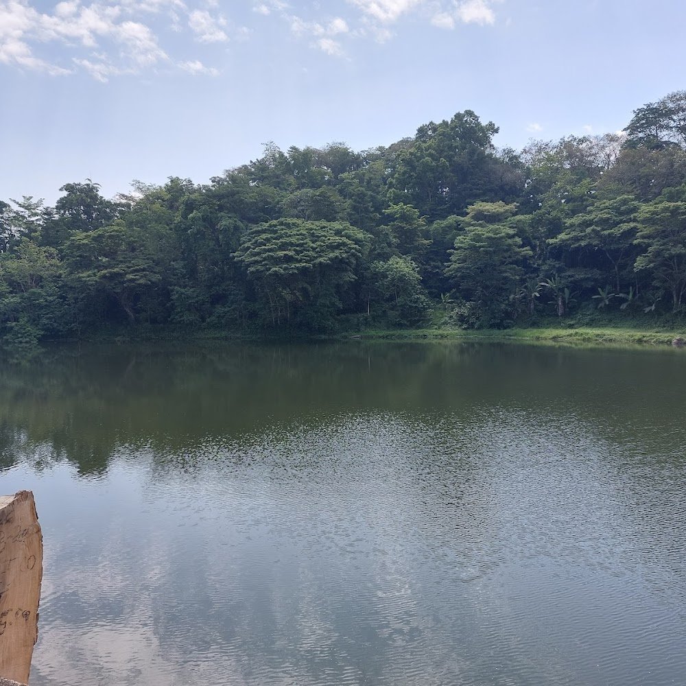 Ambuwaya Lake - photo 3