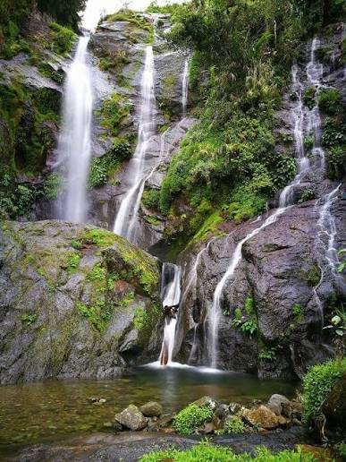 Tenogtog Falls - photo 4