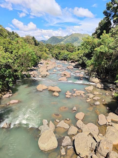 Camandag River